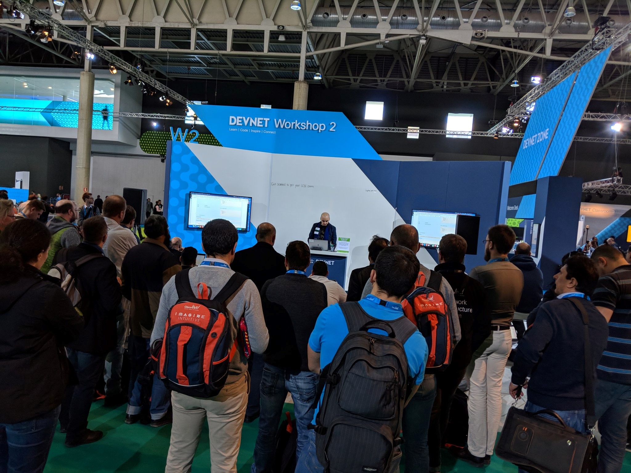 Adrian Iliesiu presents at CLEUR