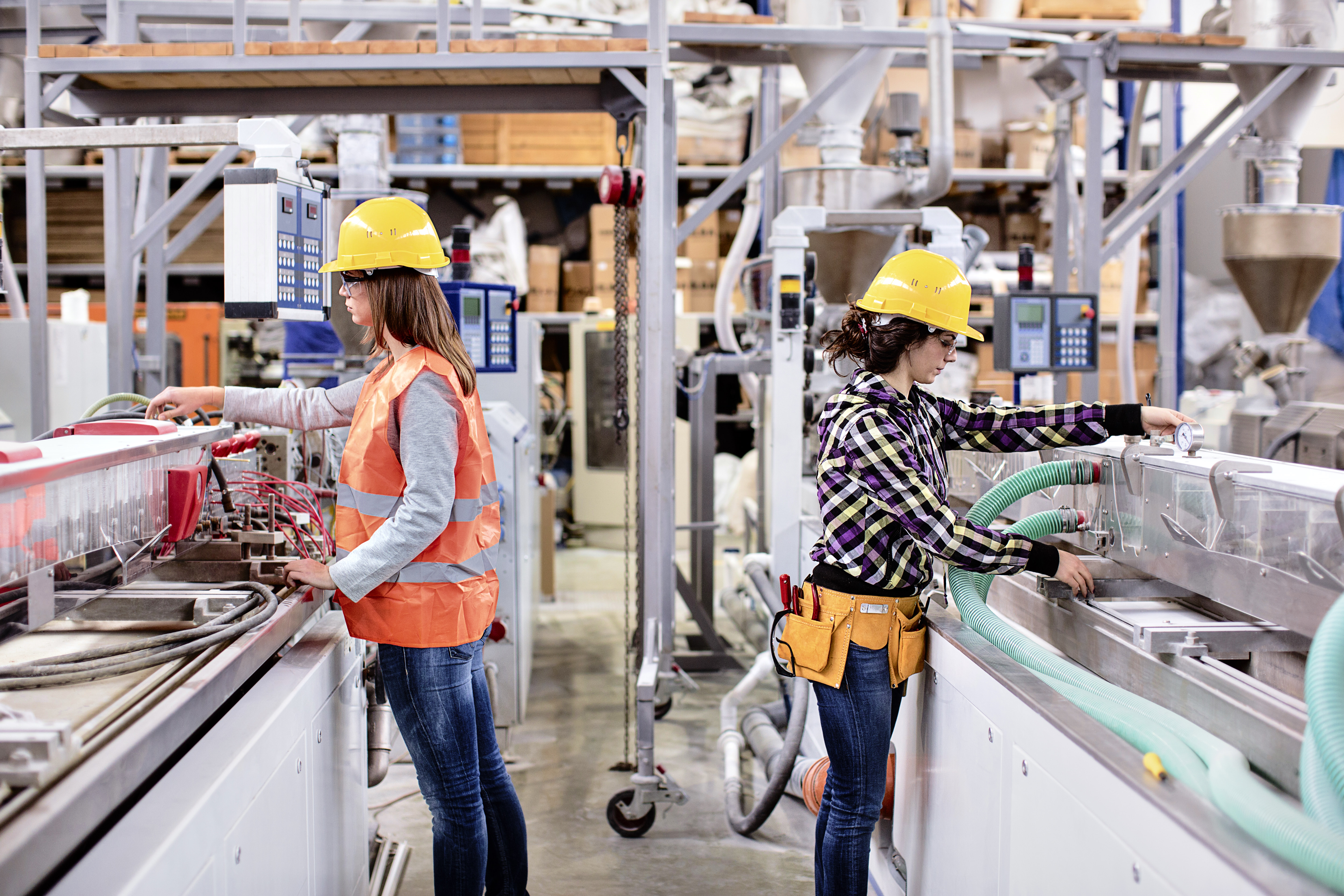 How to drive digital transformation through your front lines (Episode 3 Manufacturing Leaders)