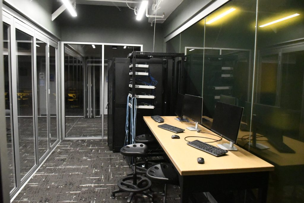 Image of computer lab equipped with Webex technology