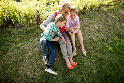 connects a generation_image 1_10NOV2015